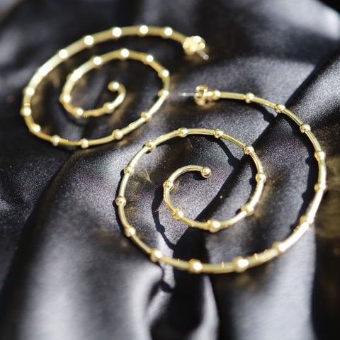 Large Mod Spiral Hoops