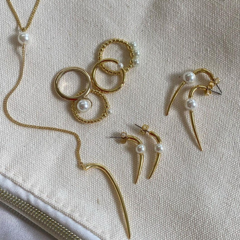 Pearl Talon Studs