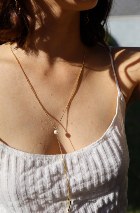 Pearl Talon Lariat
